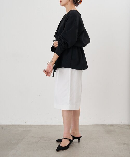 SHENERY（シーナリー）の「ハーフチノパンツ（チノパンツ・レディース・ベージュ/アイボリー・36/38）」の6枚目の写真