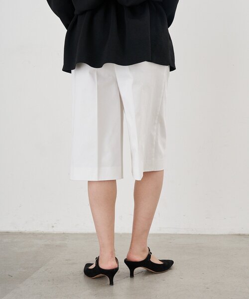 SHENERY（シーナリー）の「ハーフチノパンツ（チノパンツ・レディース・ベージュ/アイボリー・36/38）」の3枚目の写真