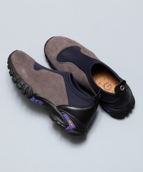 PG(ピージー)の「pg/ピージー TRAIL MOC トレイルモック(スニーカー・メンズ・ブラック/ブラウン・39/38/43/42/41)」の2枚目の写真