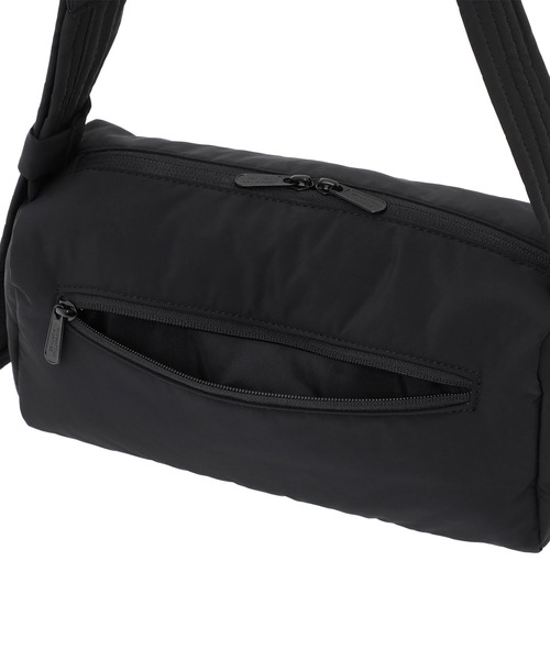 Manhattan Portage（マンハッタンポーテージ）の「YONKERS BAG PADDED POLYESTER POPLIN（ショルダーバッグ・メンズ・ブラック・X-SMALL）」の8枚目の写真