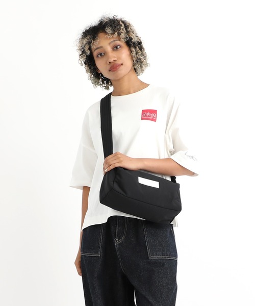Manhattan Portage（マンハッタンポーテージ）の「YONKERS BAG PADDED POLYESTER POPLIN（ショルダーバッグ・メンズ・ブラック・X-SMALL）」の12枚目の写真