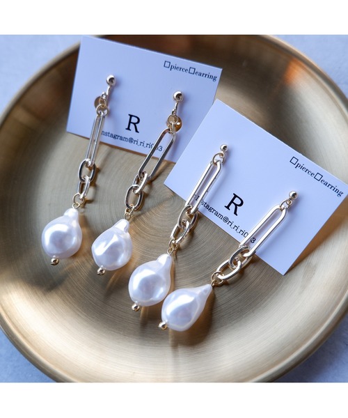 tone（トーン）の「【R】902e　ゴールド×バロックパールピアス(MA)（ピアス（両耳用）・レディース・ホワイト・FREE）」の2枚目の写真