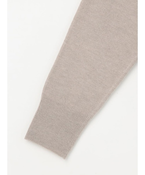 Perfect Suit FActory(パーフェクトスーツファクトリー)の「【Smart Pick!/レディス】しっとり肌触り モックネックニット カシミヤタッチシリーズ(Tシャツ/カットソー・レディース・ベージュ/ネイビー/ブラック・S/L/M/LL)」の10枚目の写真