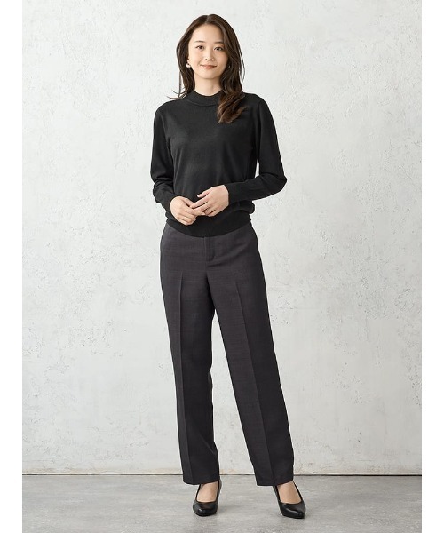 Perfect Suit FActory(パーフェクトスーツファクトリー)の「【Smart Pick!/レディス】しっとり肌触り モックネックニット カシミヤタッチシリーズ(Tシャツ/カットソー・レディース・ベージュ/ネイビー/ブラック・S/L/M/LL)」の18枚目の写真