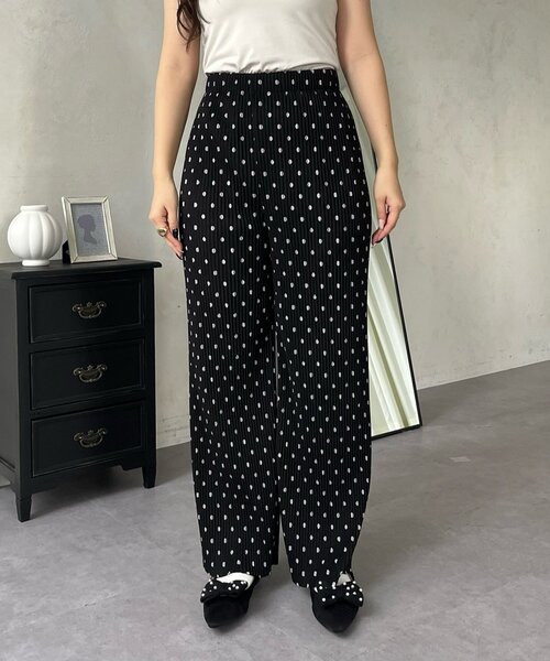 prose verse（プロズヴェール）の「【フェイクスエード】ドットプリーツパンツ（その他パンツ・レディース・ブラック系その他・PM/TM/MEDIUM）」の6枚目の写真