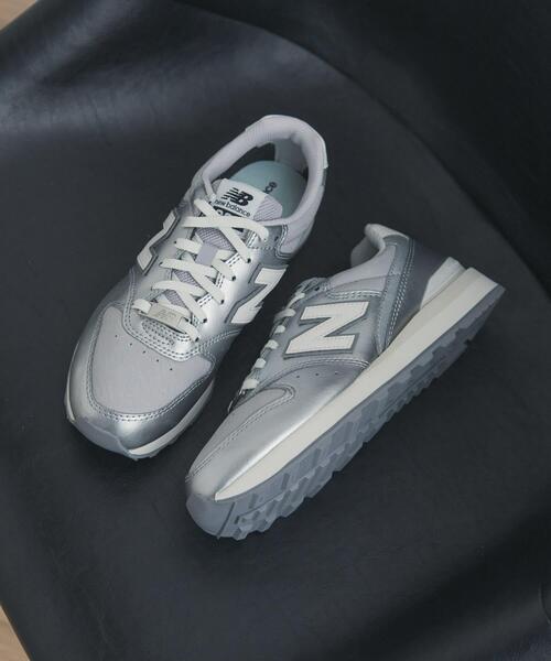NEW BALANCE(ニューバランス)の「NEW BALANCE WL996T(スニーカー・レディース・グレー系その他・24.5/23.5/24)」の2枚目の写真