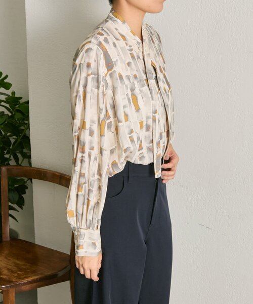 ear PAPILLONNER（イアパピヨネ）の「ボタンタイブラウス【SUM1 STYLE】（シャツ/ブラウス・レディース・ネイビー/ライトグレー・FREE）」の5枚目の写真