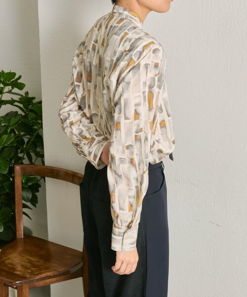 ear PAPILLONNER（イアパピヨネ）の「ボタンタイブラウス【SUM1 STYLE】（シャツ/ブラウス・レディース・ネイビー/ライトグレー・FREE）」の6枚目の写真