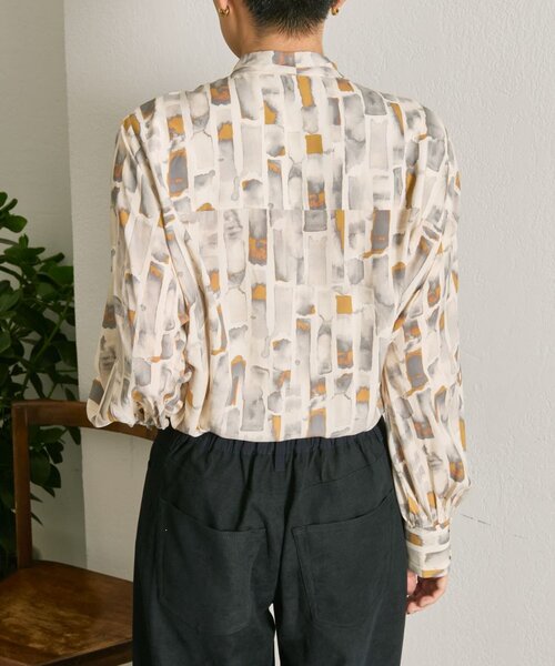 ear PAPILLONNER（イアパピヨネ）の「ボタンタイブラウス【SUM1 STYLE】（シャツ/ブラウス・レディース・ネイビー/ライトグレー・FREE）」の9枚目の写真