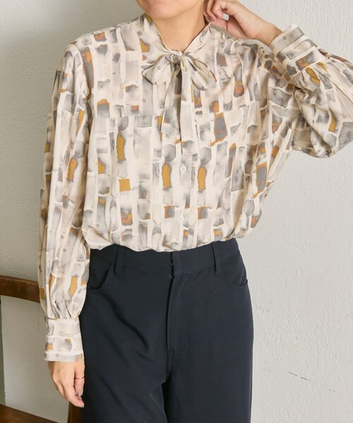 ear PAPILLONNER（イアパピヨネ）の「ボタンタイブラウス【SUM1 STYLE】（シャツ/ブラウス・レディース・ネイビー/ライトグレー・FREE）」の10枚目の写真