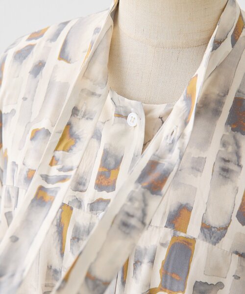 ear PAPILLONNER（イアパピヨネ）の「ボタンタイブラウス【SUM1 STYLE】（シャツ/ブラウス・レディース・ネイビー/ライトグレー・FREE）」の21枚目の写真