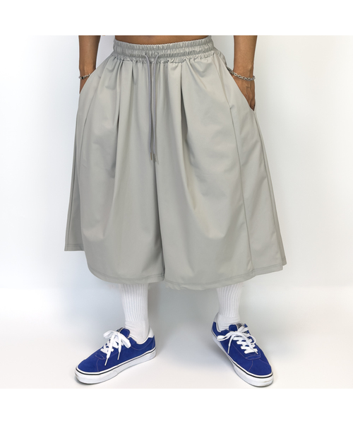 PACIENCIA（パシエンシア）の「スーパーワイドバミューダパンツ（スウェットパンツ・メンズ・チャコール/シルバー系その他/グレー系その他/ブラック/ライトグレー/レッド/ミックスグレー/ブラック系その他・MEDIUM/LARGE）」の8枚目の写真