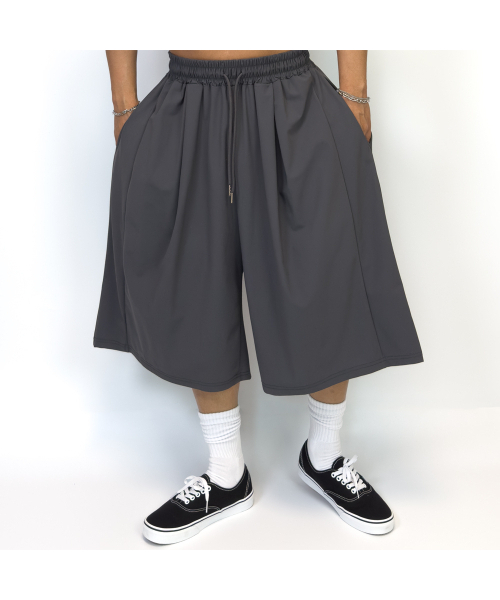 PACIENCIA（パシエンシア）の「スーパーワイドバミューダパンツ（スウェットパンツ・メンズ・チャコール/シルバー系その他/グレー系その他/ブラック/ライトグレー/レッド/ミックスグレー/ブラック系その他・MEDIUM/LARGE）」の18枚目の写真