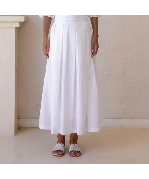 LEAUET(ルエ)の「Isla White Pleated Maxi Skirt(スカート・レディース・その他・SMALL/MEDIUM)」の1枚目の写真