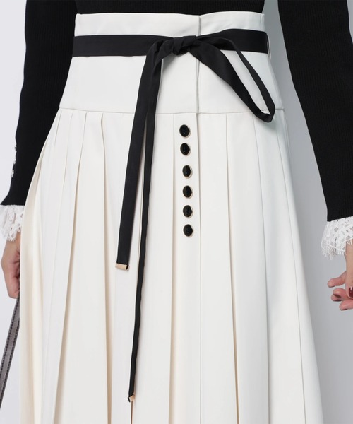 JUSGLITTY(ジャスグリッティー)の「プリーツミディスカート(スカート・レディース・オフホワイト/イエロー系その他・0/1/2)」の8枚目の写真