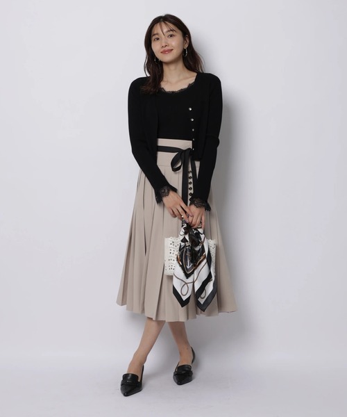 JUSGLITTY(ジャスグリッティー)の「プリーツミディスカート(スカート・レディース・オフホワイト/イエロー系その他・0/1/2)」の12枚目の写真