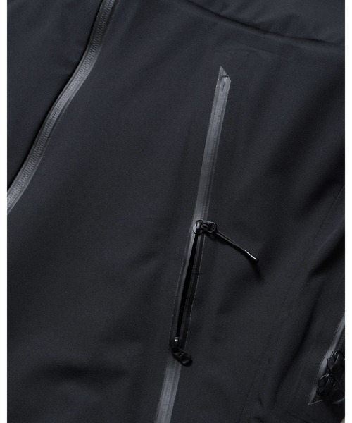 F.C.Real Bristol(エフシーレアルブリストル)の「PERTEX SHIELD AIR REGARDLESS FIELD JACKET(ナイロンジャケット・メンズ・ブラック・SMALL/MEDIUM/LARGE/X-LARGE/XX-LARGE)」の7枚目の写真