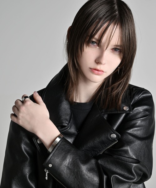 ADRER（アドラー）の「surgical stainless bangle / サージカルステンレス・バングル（バングル/リストバンド・メンズ・シルバー系2/シルバー系1・FREE）」の6枚目の写真
