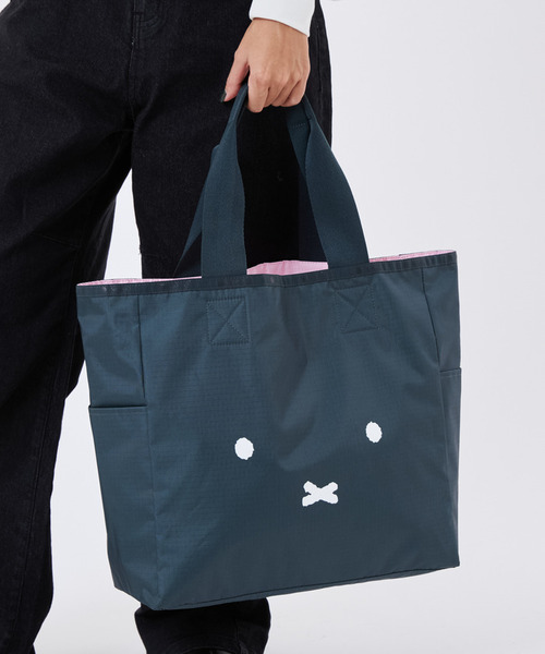 LeSportsac(レスポートサック)の「LG REVERSIBLE TOTE 2WAY ミッフィートート(トートバッグ・レディース・ピンク・FREE)」の11枚目の写真
