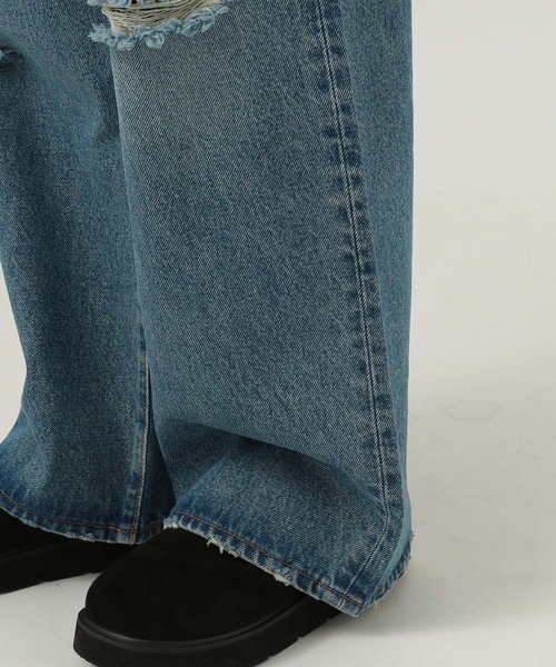 BAYFLOW（ベイフロー）の「ダメージワイドデニム（デニムパンツ・レディース・ライトブルー/インディゴブルー・SMALL/MEDIUM）」の16枚目の写真