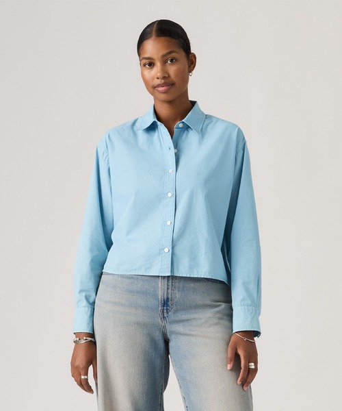 Levi's(リーバイス)の「Levi's/リーバイス クロップド ハーリーシャツ(シャツ/ブラウス・レディース・ブルー・M/S/XS)」の1枚目の写真