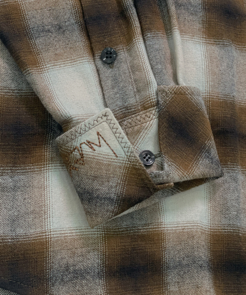 HUEY(ヒューイ)の「Double Check Shirt Brown(シャツ/ブラウス・メンズ・ブラウン・FREE)」の6枚目の写真
