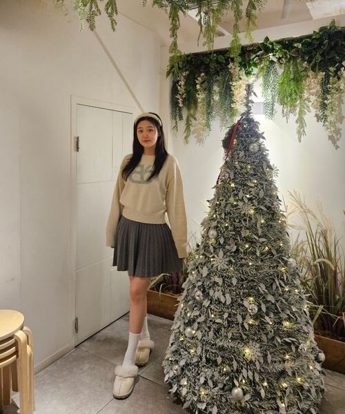 Bb' BENETTON(ビーフラットベネトン)の「ビッグビビニットプルオーバー(クリーム)(ニット/セーター・レディース・その他・S/M)」の4枚目の写真