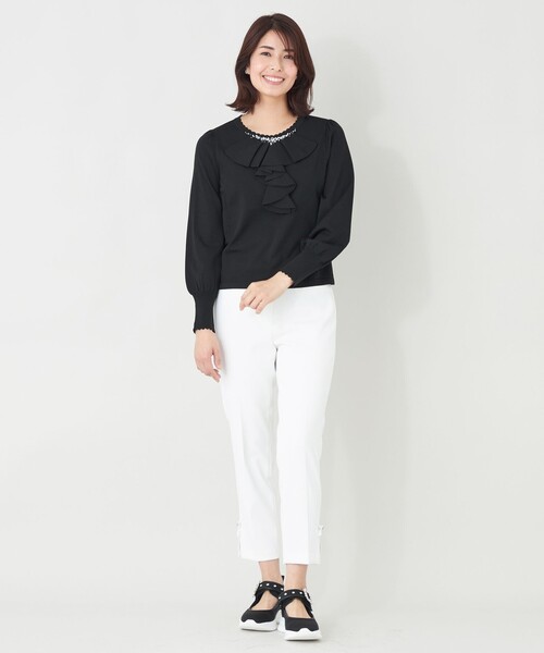 TO BE CHIC(トゥー ビー シック)の「ボディシェル スリムパンツ(その他パンツ・レディース・オフホワイト/ブラック・40/38/42)」の3枚目の写真