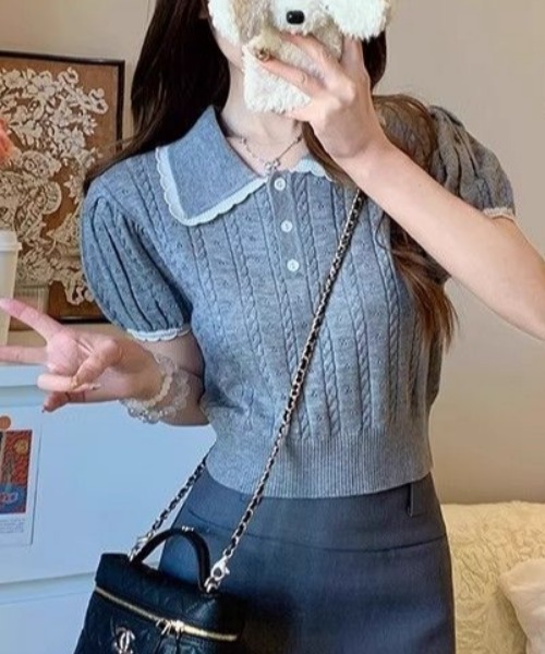 Mejoul（メジュール）の「【2026春夏新作】襟付き配色フリルカラーパフスリーブケーブルポロニットトップス（ニット/セーター・レディース・グレー/ピンク/ホワイト・F）」の8枚目の写真