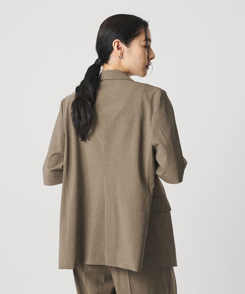 BEAUTY&YOUTH UNITED ARROWS（ビューティーアンドユースユナイテッドアローズ）の「ハーフスリーブ ジャケット 吸水速乾 防シワ（テーラードジャケット・レディース・ダークグレー/ベージュ/モカ・S/M）」の10枚目の写真