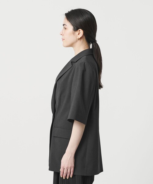 BEAUTY&YOUTH UNITED ARROWS(ビューティーアンドユースユナイテッドアローズ)の「ハーフスリーブ ジャケット 吸水速乾 防シワ ウォッシャブル(テーラードジャケット・レディース・ダークグレー/ベージュ/モカ/ダークブラウン・S/M)」の7枚目の写真