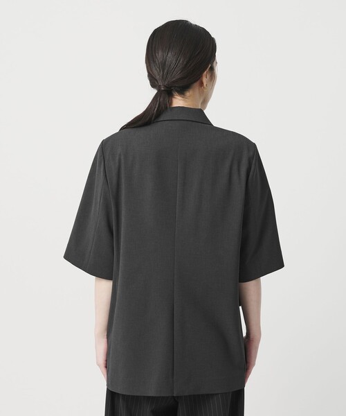 BEAUTY&YOUTH UNITED ARROWS(ビューティーアンドユースユナイテッドアローズ)の「ハーフスリーブ ジャケット 吸水速乾 防シワ ウォッシャブル(テーラードジャケット・レディース・ダークグレー/ベージュ/モカ/ダークブラウン・S/M)」の8枚目の写真