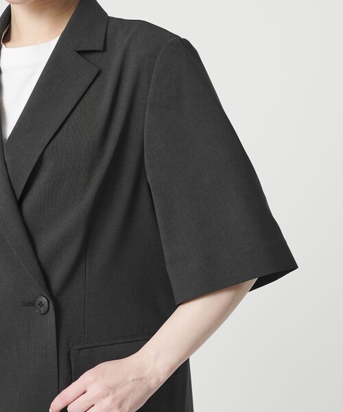 BEAUTY&YOUTH UNITED ARROWS(ビューティーアンドユースユナイテッドアローズ)の「ハーフスリーブ ジャケット 吸水速乾 防シワ ウォッシャブル(テーラードジャケット・レディース・ダークグレー/ベージュ/モカ/ダークブラウン・S/M)」の10枚目の写真