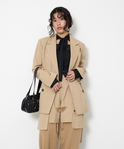 SLY(スライ)の「【2026SS新作】BOXY TAILORED JK ボクシーテーラードジャケット 春服(テーラードジャケット・レディース・ネイビー/ライトベージュ・FREE)」の17枚目の写真