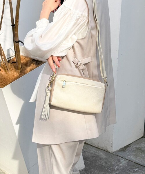 MICO COULIER（ミコクリエ）の「バイカラーレザーショルダーバッグ（ショルダーバッグ・レディース・オフホワイト/グレー・FREE）」の8枚目の写真