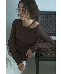 marjour（マージュール）の「SHOULDER CUTOUT RIB KNIT（ニット/セーター）」