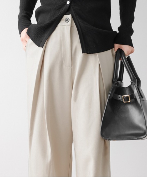 AMELY(エミリー)の「クロスタック ワイドパンツ(スラックス・レディース・グレー/ブラウン/ベージュ/ブラック・L/M)」の12枚目の写真