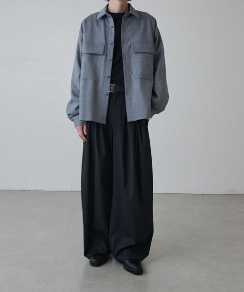 Lui's（ルイス）の「ダブルポケットオーバーシャツブルゾン（シャツ/ブラウス・メンズ・グレー/ブラック・M/S）」の11枚目の写真