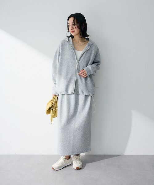 Green　Parks（グリーンパークス）の「ウエストタックIラインカットスカート（スカート・レディース・イエロー/ライトベージュ/ブラック/杢グレー・FREE）」の12枚目の写真