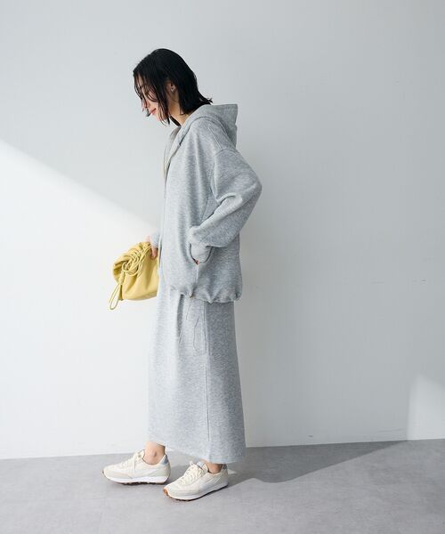 Green　Parks（グリーンパークス）の「ウエストタックIラインカットスカート（スカート・レディース・イエロー/ライトベージュ/ブラック/杢グレー・FREE）」の13枚目の写真