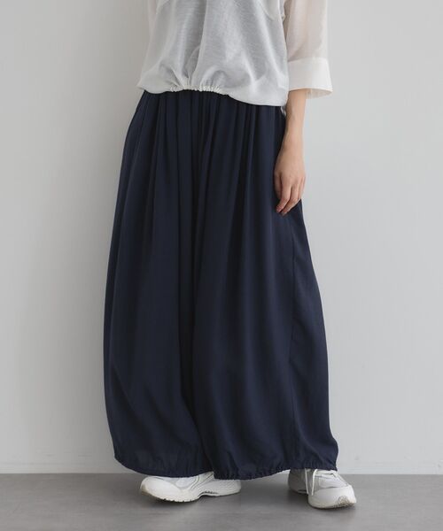 GARAGE OF GOOD CLOTHING（ガレージオブグッドクロージング）の「バルーンギャザーロングパンツ（その他パンツ・レディース・ネイビー/ブラック/オフホワイト・FREE）」の3枚目の写真