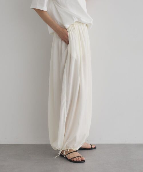 GARAGE OF GOOD CLOTHING（ガレージオブグッドクロージング）の「バルーンギャザーロングパンツ（その他パンツ・レディース・ネイビー/ブラック/オフホワイト・FREE）」の17枚目の写真