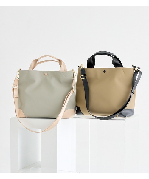 zucchero filato（ズッケロフィラート）の「ナイロン×レザー 2way トートバッグ 軽量 ビジネス 11102（トートバッグ・レディース・ブラック/グレー/ベージュ・FREE）」の4枚目の写真