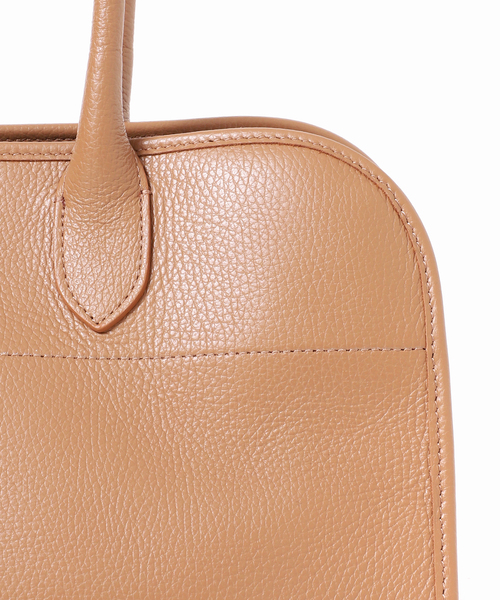 AULENTTI（オウレンティ）の「AULENTTI/オウレンティ レザートートバッグ（トートバッグ・レディース・ブラウン/ベージュ・FREE）」の5枚目の写真