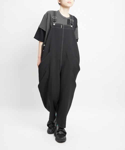 gomme(ゴム)の「ドレープサロペット(その他パンツ・レディース・ブラック/ベージュ・MEDIUM)」の7枚目の写真