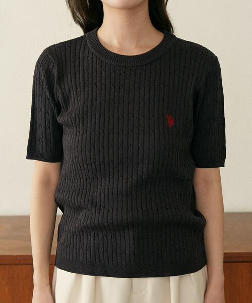 U.S. POLO ASSN.（ユーエスポロアッスン）の「U.S. POLO ASSN. × PUBLUX/ユーエスポロアッスン 別注 クルーネック ケーブルニット　限定展開（ニット/セーター・レディース・オフホワイト/チャコールグレー/グレー/ブラウン/ネイビー・ﾌﾘ-）」の11枚目の写真