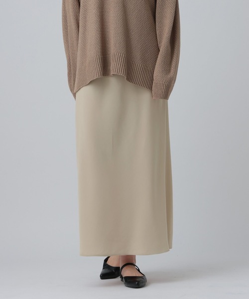LEPSIM(レプシィム)の「フィブリルバイアススカート 639324(スカート・レディース・ブラック/グレイッシュベージュ・FREE)」の2枚目の写真