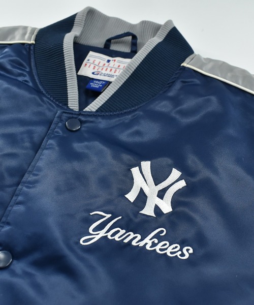 NBA/NFL/NHL/MLB(エヌビーエーエヌエフエルエヌエイチエルエムエルビー)の「【USED】Y2K G-III Apparel “MLB New York Yankees” ナイロン アワードジャケット(スタジャン・メンズ・ネイビー・X-LARGE)」の10枚目の写真