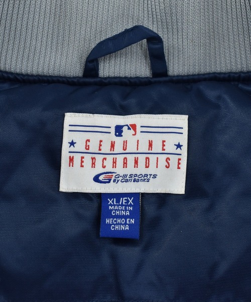 NBA/NFL/NHL/MLB(エヌビーエーエヌエフエルエヌエイチエルエムエルビー)の「【USED】Y2K G-III Apparel “MLB New York Yankees” ナイロン アワードジャケット(スタジャン・メンズ・ネイビー・X-LARGE)」の4枚目の写真