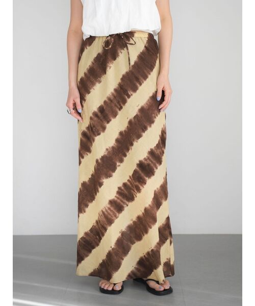 Ungrid(アングリッド)の「タイダイアイラインスカート(スカート・レディース・ブラウン/ブルー・FREE)」の11枚目の写真